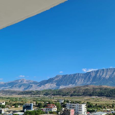 Ned'S Apartment Gjirokastra Kültér fotó